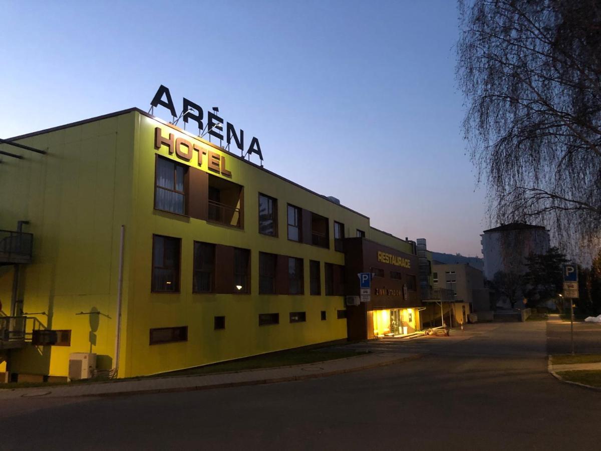 Hotel Aréna Brumov Exterior foto